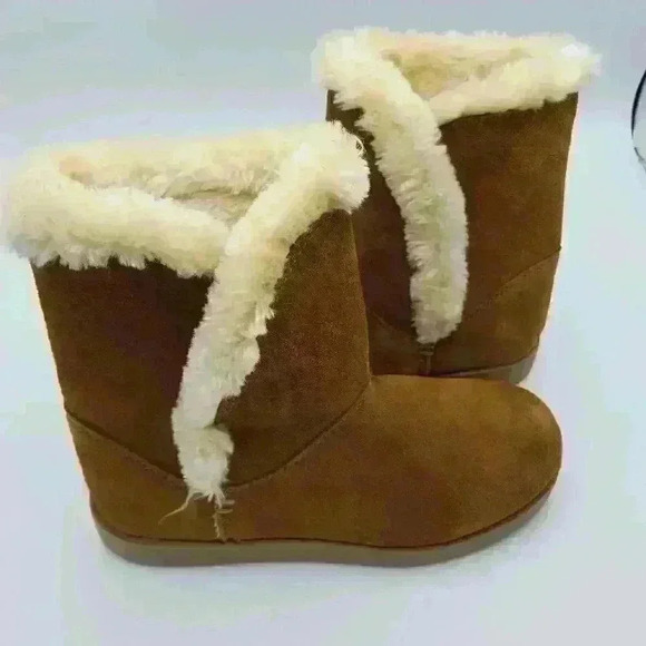 Universal Thread Shoes - Women's Daniah Suede Winter Mid Boots